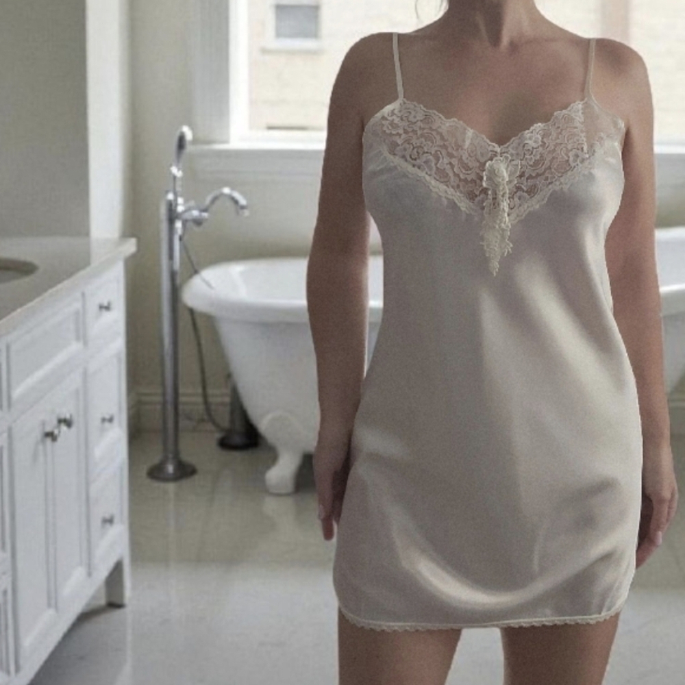Vtg 80's Soft Moments Cream Satin Wedding Babydoll Nightgown Camisole! L NEW